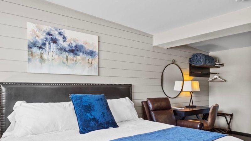 Lost Trail Resort King Room