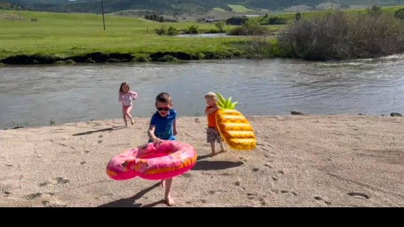 Kids floating the Portneuf River